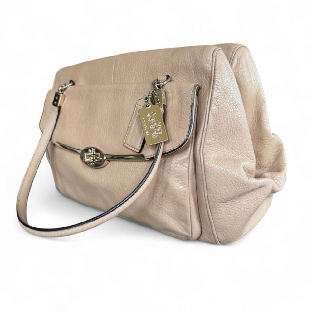 Coach Beige Bag with Strap and Dust Bag - Picture 5 of 11